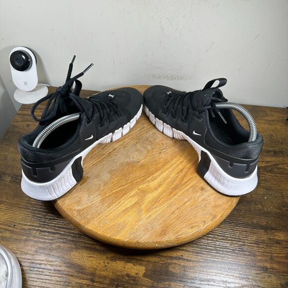 Nike Free Metcon 5 Black White Shoes Sneakers Men's Size 7 DV3949-001 - Picture 5 of 8
